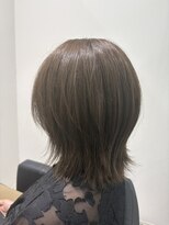 ポワト 獨協大学前(poi to...)&nbsp;大人っぽいミディアムレイヤー 透明感グレージュ