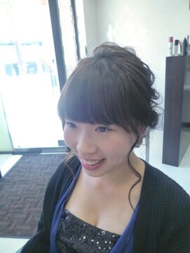 ヘアセットサロンエッジ(Edge) ウエーブツイストアップ