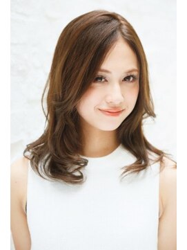 ティファ 二子玉川(Tiffa) 大人かわいいナチュラル大人ウェーブ