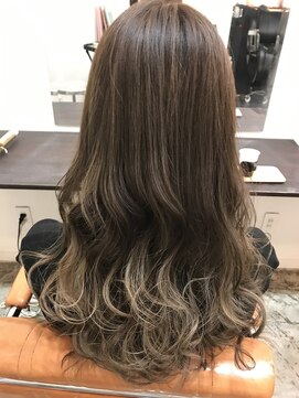 ピーシーエイチ(P.C.H) ハイライト+グラデーションアッシュ<小竹向原3分/千川5分>