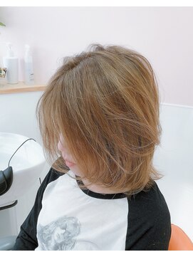 ヘアーアンドビューティー ギブリ(Ghibli) ミルキーベージュ