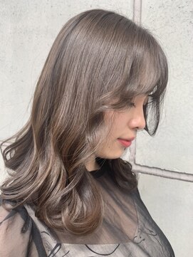 ダブルエヌ(DOUBLE.N) 【DOUBLE.N新小岩】グレージュ