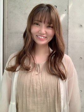 シロク センター南(SHIROKU) ゆる巻きロングヘア