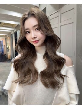 ロンドルーナ 岐阜(Lond Luna) オリーブベージュ×レイヤーカット×岐阜