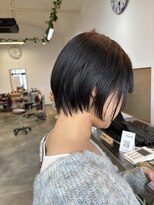 リノ 金山(Rino) デザインカラー/レイヤーカット/ウェットヘア/オリーブベージュ