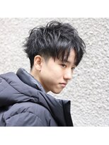 ブレイズ(BLAZE)&nbsp;アップバングショート黒髪ツーブロック