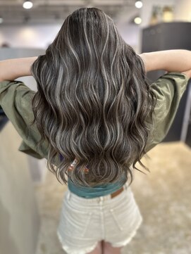 メリー オオサカ(Merly Osaka) 人気のブラウンハイライト