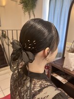 マイノリティー(Minority Produced By TOPHAIR)&nbsp;お呼ばれヘア　シニヨン×金箔