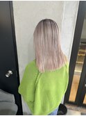 ミルクティーベージュ