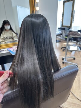 コワファースト  させぼ五番街店(COIFF1RST) 髪質改善縮毛矯正です