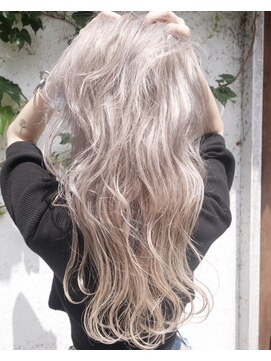 salon de MiLK 札幌大通店【サロン ド ミルク】 10代20代30代/ケアブリーチ/ホワイトベージュ［大通］