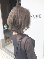 ブランシェ 小牧店(BRANCHE)&nbsp;☆レイヤーボブ×ブリーチなしカーキグレージュ☆