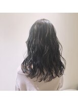 ネオリーブルカ 御茶ノ水店(Neolive Luca)&nbsp;ダークグレーカラー