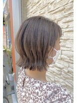 ハール ヘア スタジオ(haar HAIR STUDIO) ベルボブ ミニボブ 外ハネ ミルクティーグレージュ