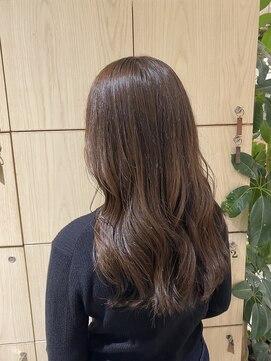 アドラーブル 万代店 (adorable) ぷるんとマロンベージュ　大人レディヘア【韓国風】20代30代