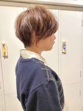 アデプト 綾瀬店(adept) ふんわりショートボブ【綾瀬/北千住/亀有】