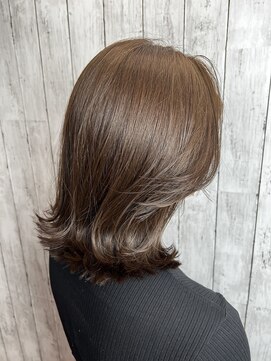 ビューティドレッセヤマノ 池袋パルコ(Beauty Dresse YAMANO) 【ボブ】【レイヤーボブ】【トリートメント】アッシュグレー