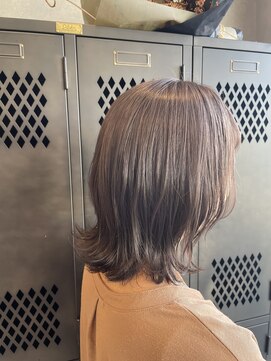 アチーブリス(achieve Liss) アイスグレージュこなれミディナチュラルカラー大人可愛い