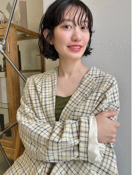 シーク(seek)の写真/自宅でラフに決まる再現性が癖になる！簡単なのにグッとオシャレになる似合わせパーマが魅力を引き立てます