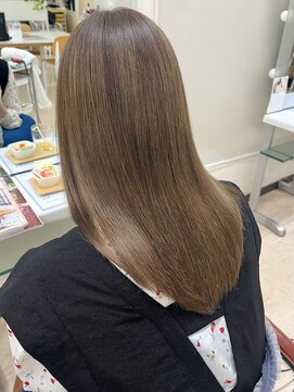ヘアシルバ(HAIR SILVA) 暗めミルクティーベージュ