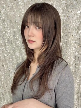 ローネス ギンザ(LONESS ginza) レイヤーカット/小顔カット/くすみベージュ/色素薄めカラー