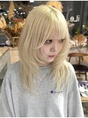 レイヤーカット/ウルフ/ホワイトブロンド/外ハネボブ/美髪