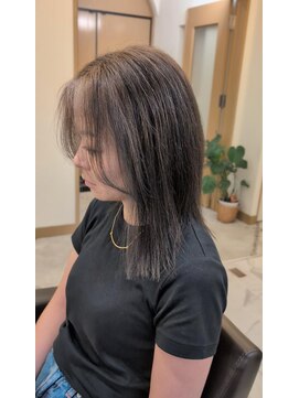 エメ(aimer) 白髪ぼかしハイライト◎