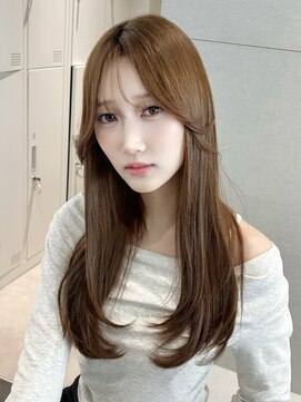 トリッカ シブヤ(TRICCA SHIBUYA) ストレートヘア/レイヤーカット/髪質改善/トリートメント/艶髪