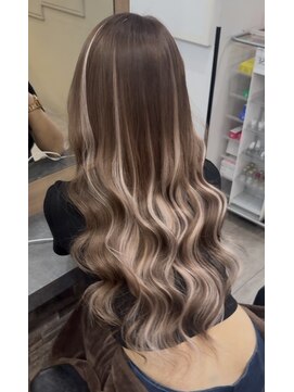 ラピス 横浜(Lapis) アッシュブラウンシールエクステハイライト