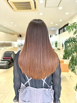 ディーコ(IDEEK) ナチュラルなブラウンのグラデーションカラー 20代30代人気◎