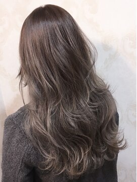 ジルバイジアン(JILL by GIEN) ☆JILLbyGIEN☆スモーキーフレンチアッシュグラ