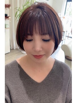 アイ(I.) 【 I. 】30代40代の女性におすすめ前下がりショートボブ 川口