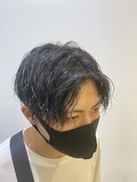 ケリーズグリーン(Kelly's Green)&nbsp;センターパート×ゆるツイストスパイラル　#蕃本　啓利