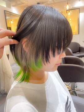 サロンドミルク 溝の口店(salon de MiLK) *ウルフカットにインナーホワイトで毛先にネオングリーン!!
