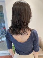 マージュ ギンザ(marju GINZA)&nbsp;セミロングのコテ巻きパーマとオリーブベージュ