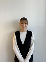 サローネウィズホワイト(salone with white) ナガイシ カホ