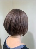 大人ショート　ボブ　アメジストベージュカラー