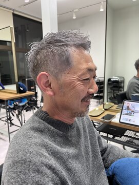 ラフ(LAUGH) ブリーチあり！シルバーヘア