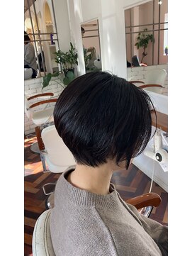 ヘアーアンドメイクアップモパ ショートヘア