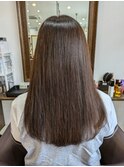 上品なナチュラルブラウン