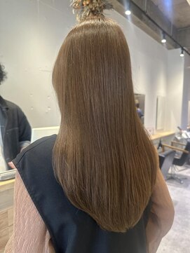 リタ(rita.) 大串　艶髪ベージュ