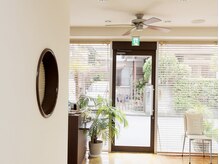 ビークラッシー(b-classy)の雰囲気（【大人女性向け☆上品】海風が漂う落ち着いたプライベート空間）