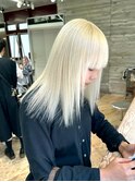 ホワイトブロンド抜きっぱなしブロンドホワイトブリーチ金髪前髪