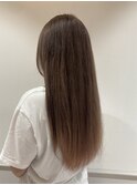 ほんのりピンクベージュ