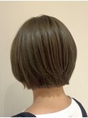 ミニボブ×透明感オリーブベージュ◎