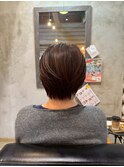 立体感ショートボブ似合わせカット×透け感ブラウン艶カラー