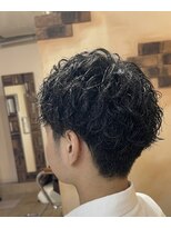 ヘアメイク フレンシア(hair make flencia) 無造作な質感のツイストパーマショート【212スタイル】