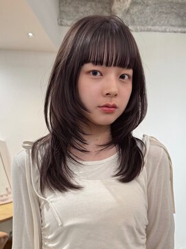 マルケ ドゥ マッシュ(MaruQuee de mashu) うる艶透明感カラーとレイヤーカット