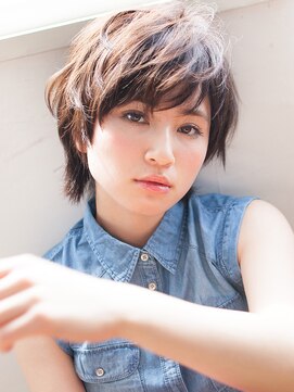 エル(LE) ヴェールウェーブブルージュアシメ似合わせカットショート