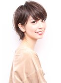 20代から50代/ワンサイド耳掛け大人ショート